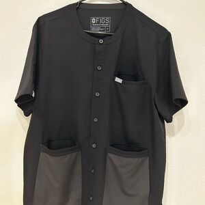 Figs Black Short Sleeve Button-Up